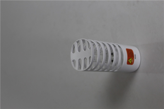 Dispositivo germicida di disinfezione della lampada UV portatile dello sterilizzatore dell'automobile